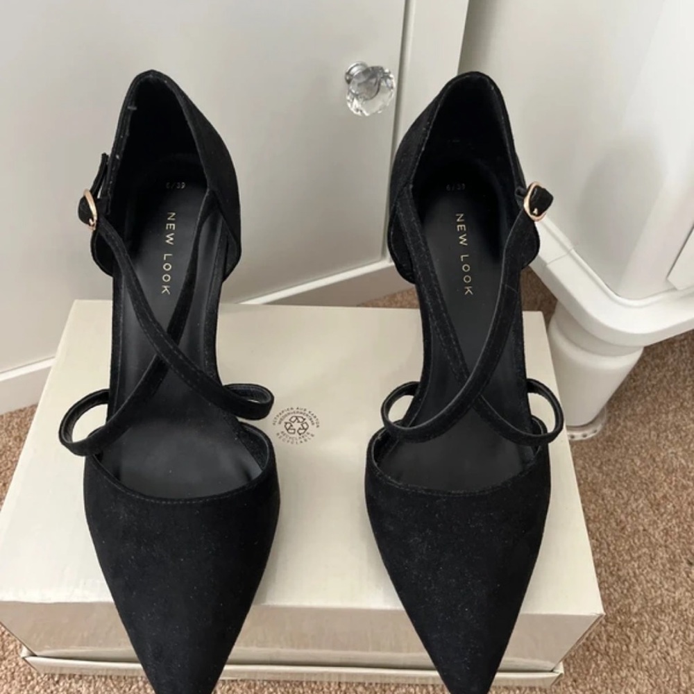 New Look Chic Black Cross Strap Heels